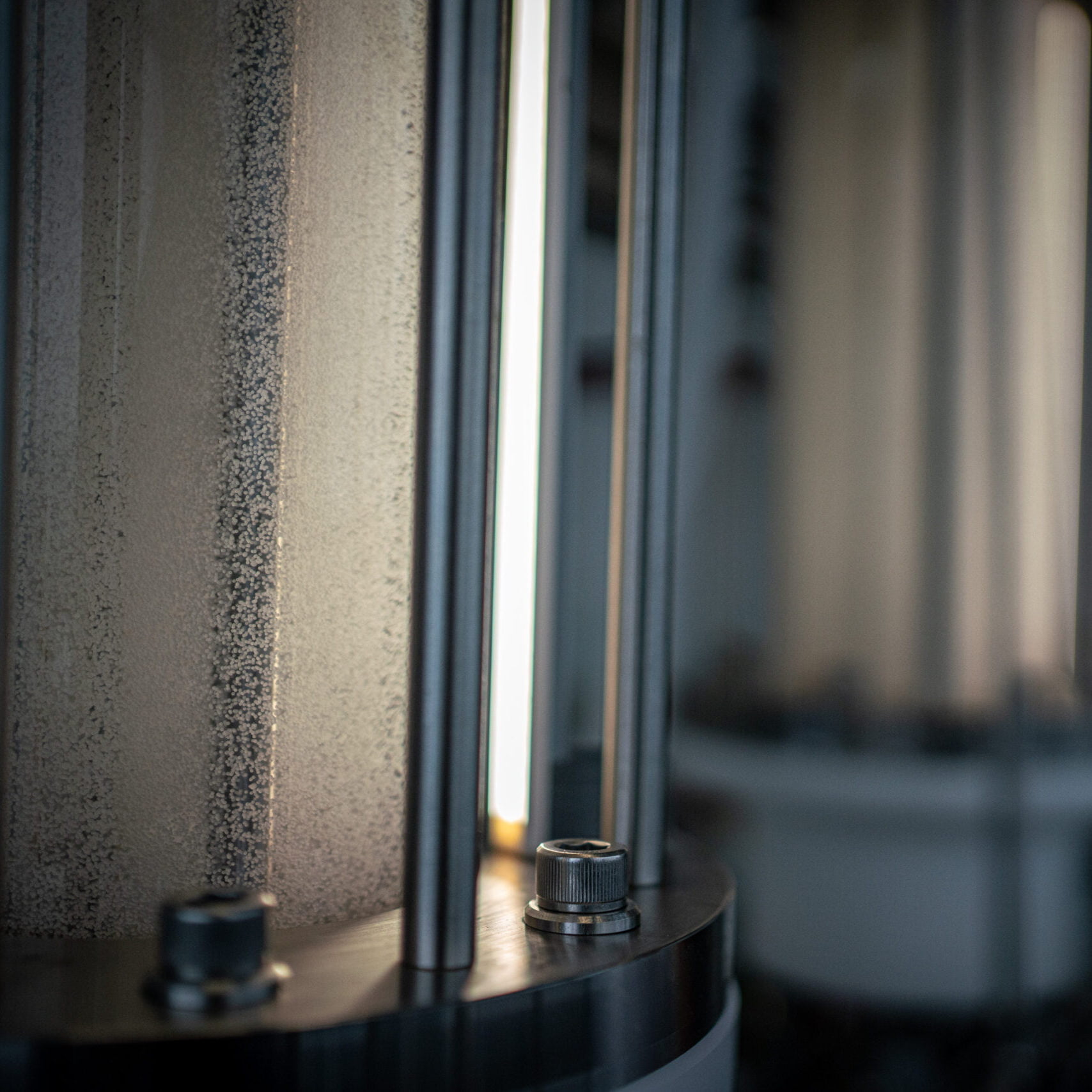 Production of ethanol free perfume pearls